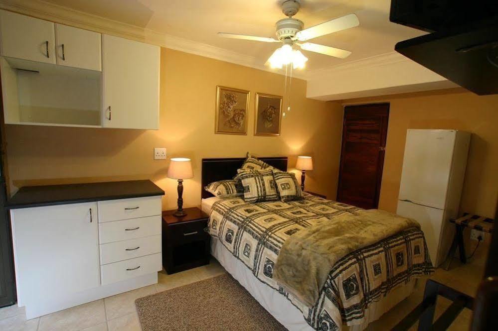 Lapa Lighthouse B&B Umhlanga Rocks Buitenkant foto